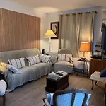 Céline Apartman *